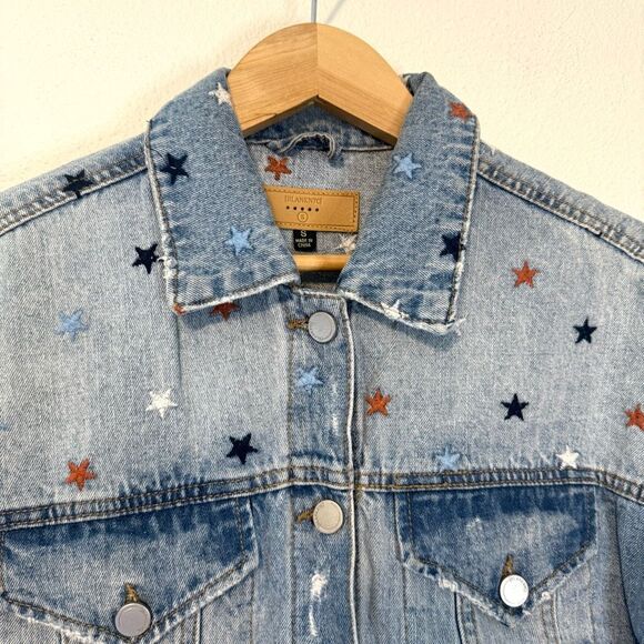BLANK NYC Star Embroidered Born in USA Denim Jacket Size Small - Picture 4 of 10